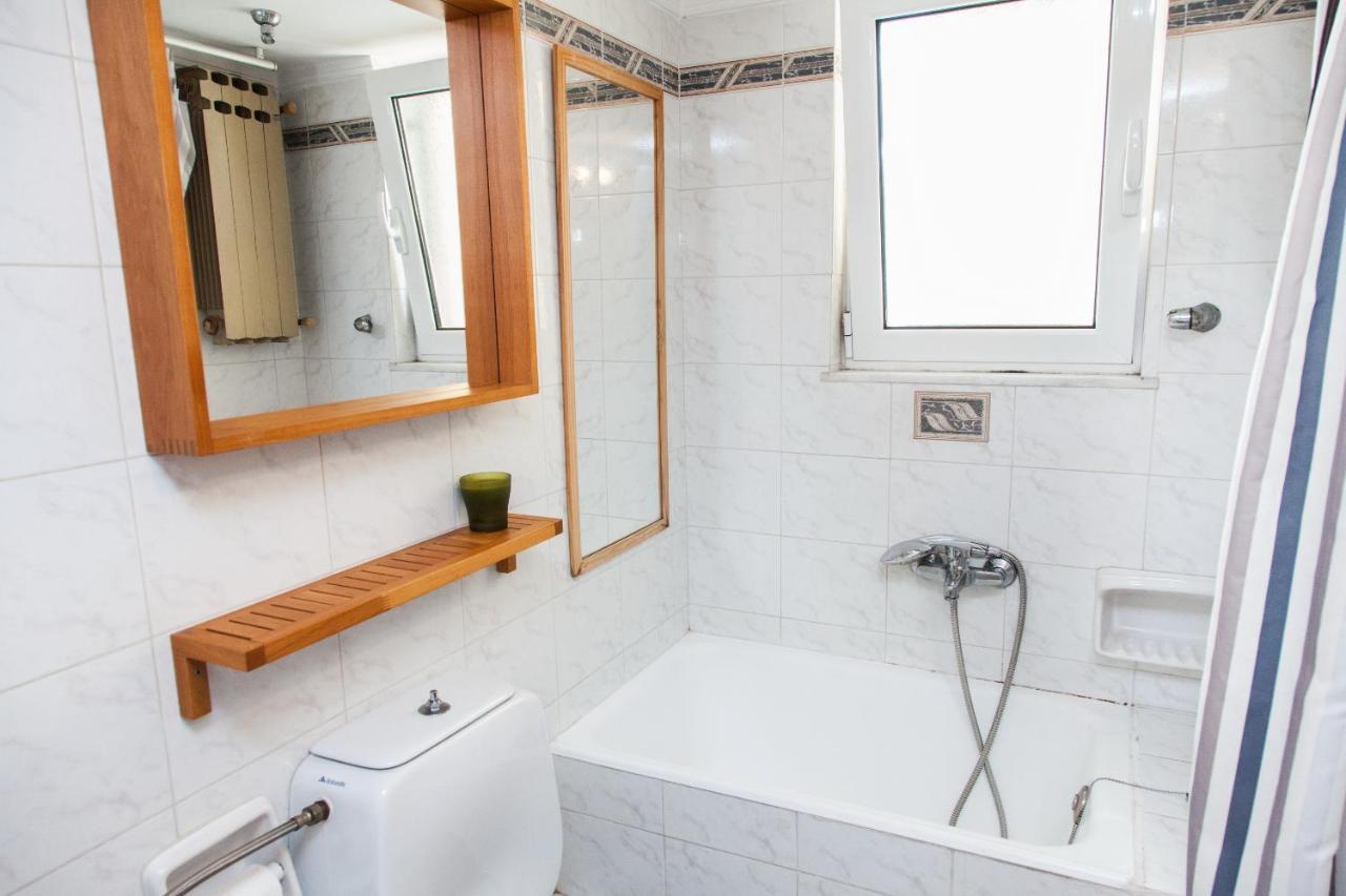 Amazing Apartment With View! Pireus Exteriör bild