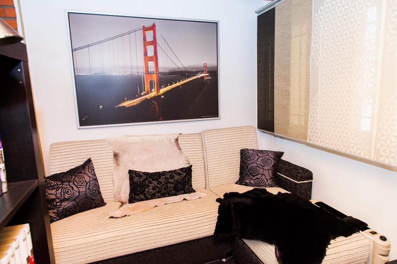 Amazing Apartment With View! Pireus Exteriör bild