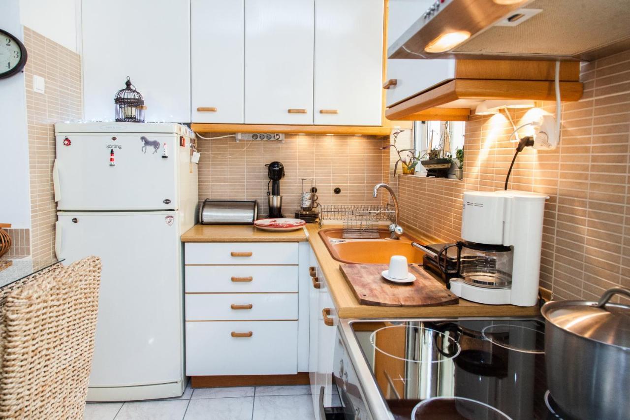 Amazing Apartment With View! Pireus Exteriör bild