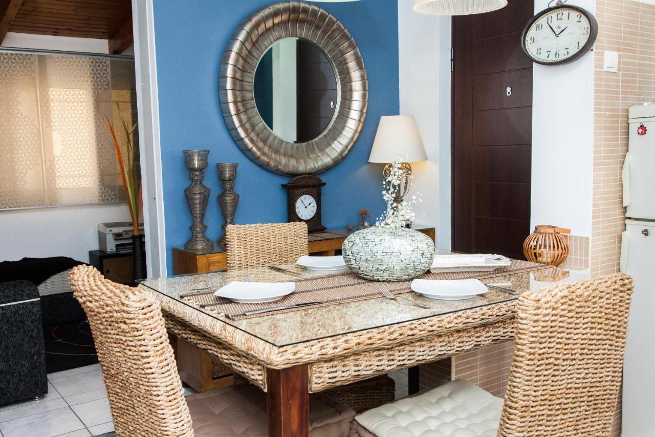 Amazing Apartment With View! Pireus Exteriör bild